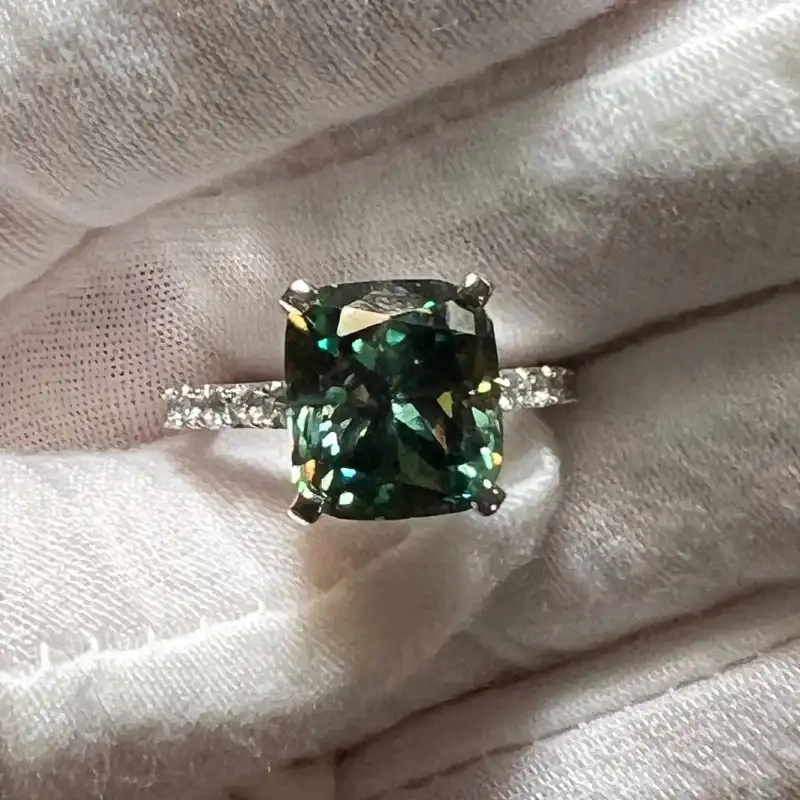 /public/photos/live/20 (2).webp